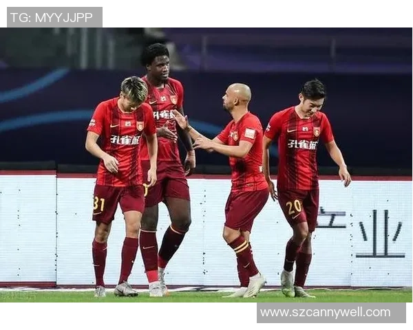 深入分析西安足球队的战术演变与快速转换打法的成功秘诀 深入分析西安足球队的战术演变与快速转换打法的成功秘诀